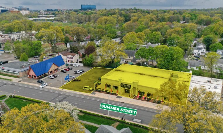 More Photos Of 2490 Summer St, Stamford Freestanding For Lease