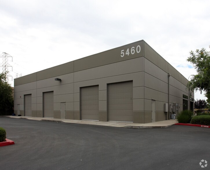 More Photos Of 5460 Florin Perkins Rd, Sacramento Warehouse For Sale