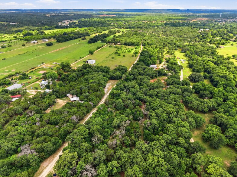 More Photos Of 6725 Rollins Rd, Granbury Specialty For Sale