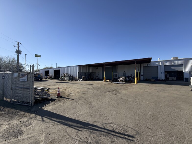 More Photos Of 2425 W Louise Dr, Phoenix Warehouse For Sale