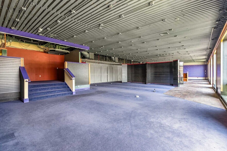 More Photos Of 120 Andover St, Danvers Freestanding For Lease