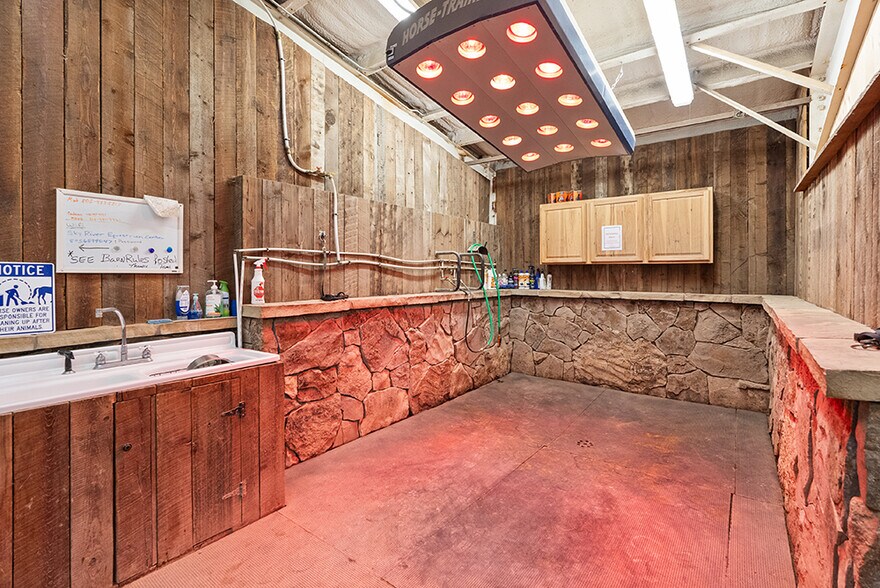 More Photos Of 555 Twin Bridges Rd, Whitefish Specialty For Sale