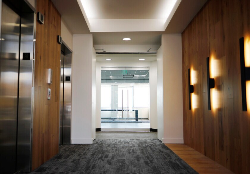 More Photos Of 11250 Kirkland Way, Kirkland Office For Lease