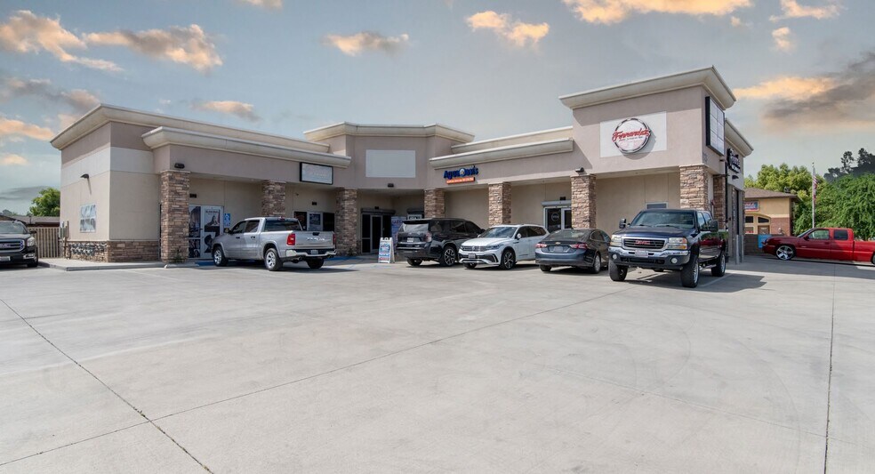 More Photos Of 7913 Panama Rd, Lamont Storefront For Lease