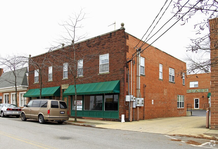 More Photos Of 38036-38044 2nd St, Willoughby Apartments For Lease