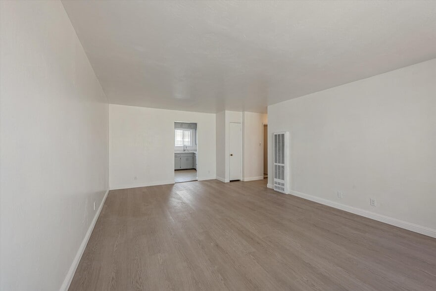 More Photos Of 3404 School St, Oakland Apartments For Sale