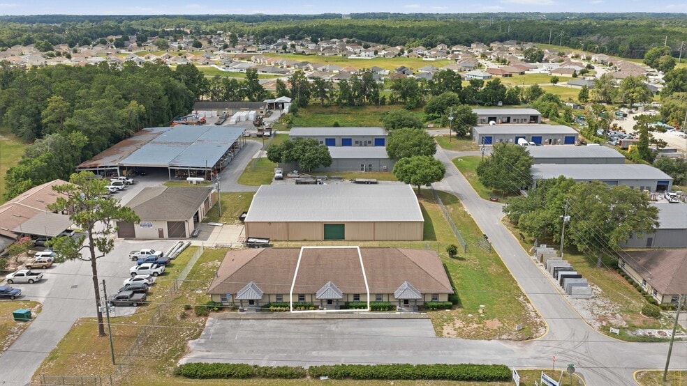 More Photos Of 4378 NE 35th St, Ocala Warehouse For Lease