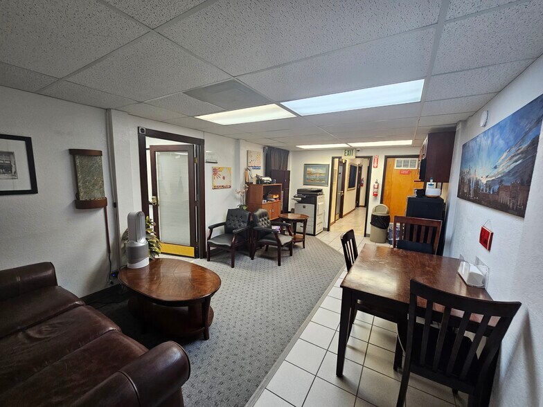 More Photos Of 928-944 C St, San Diego Office For Lease