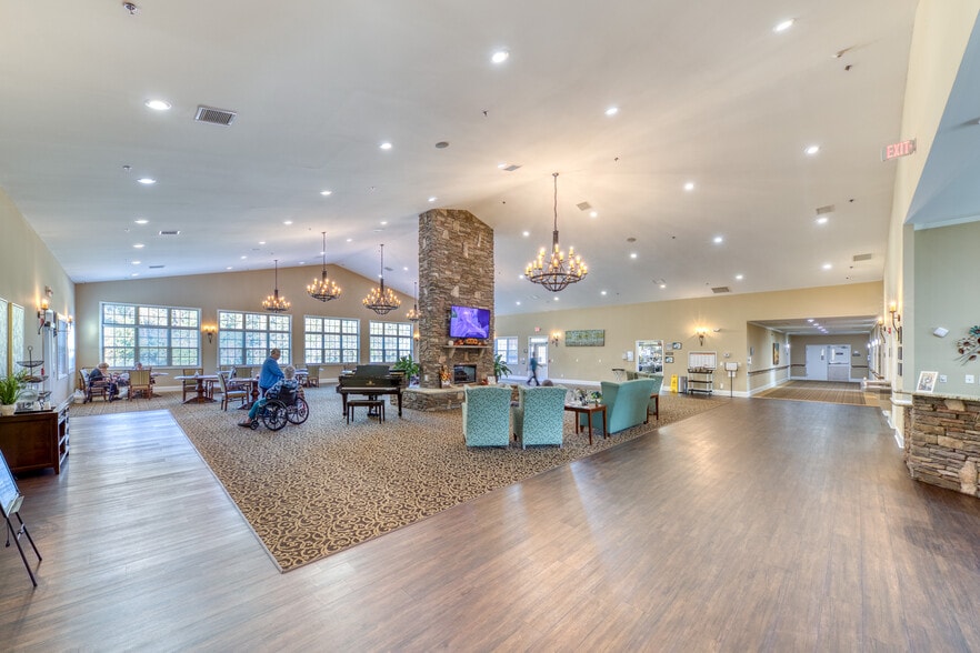 More Photos Of 138 Gateway Ln, Bethlehem Assisted Living For Sale