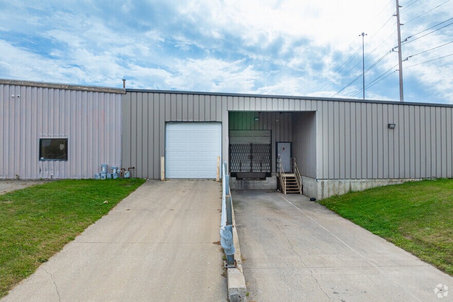 More Photos Of 901 E Maryland St, Indianapolis Manufacturing For Lease