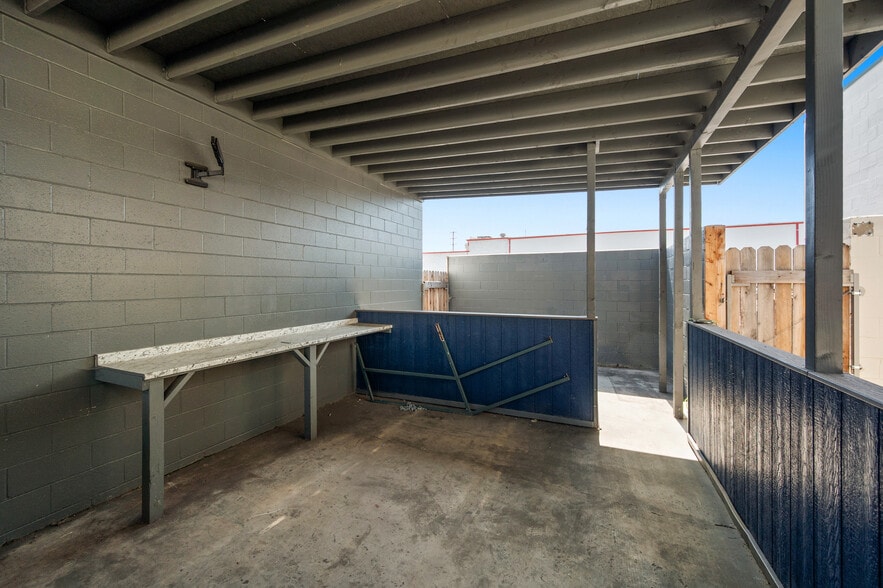 More Photos Of 8020 Ronson Rd, San Diego Warehouse For Lease