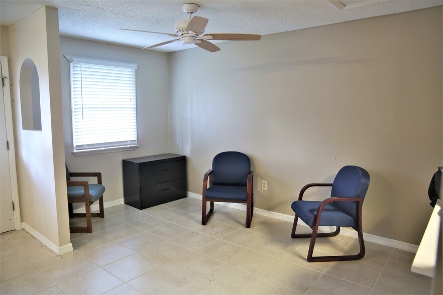 More Photos Of 4113 Neptune Rd, Saint Cloud Office For Sale