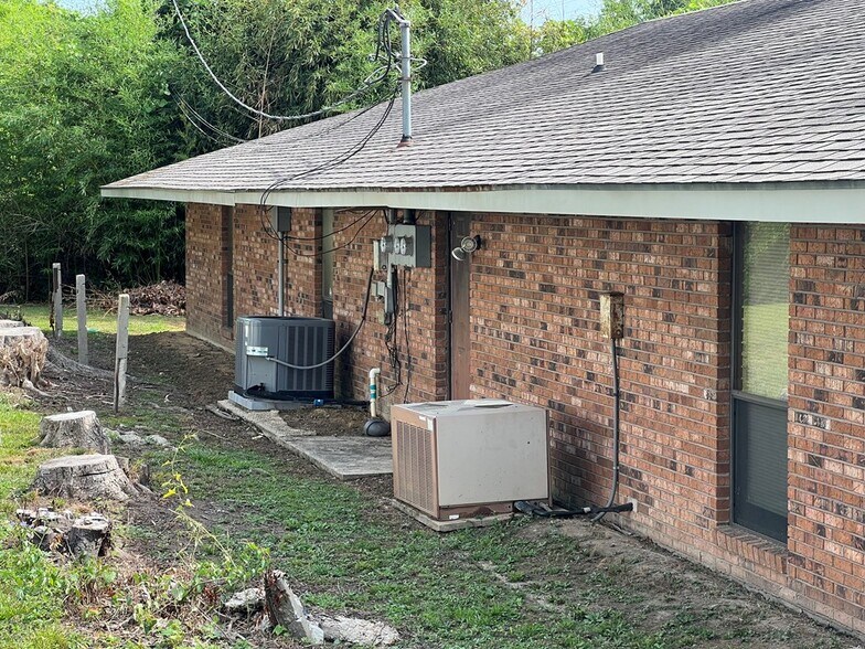 More Photos Of 409 3rd St, Kentwood Office Residential For Sale