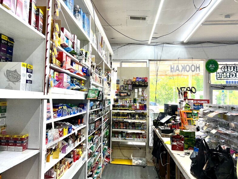 More Photos Of 25078 Highway 51, Crystal Springs Convenience Store For Sale