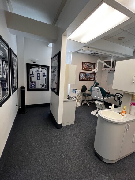 More Photos Of 1100 E Southlake Blvd, Southlake Medical For Lease