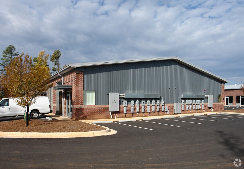 More Photos Of 1815 Hembree Rd, Alpharetta Unknown For Lease