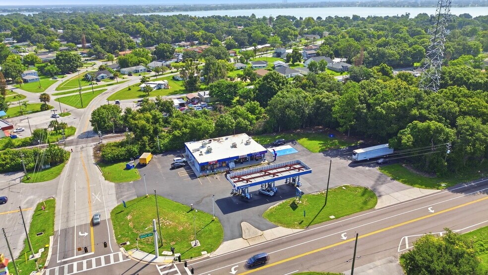 More Photos Of 2590 Recker Hwy, Winter Haven Service Station For Sale