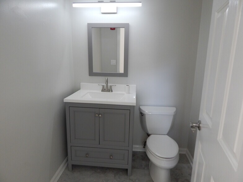 More Photos Of 4922 Lavista Rd, Tucker General Retail For Lease