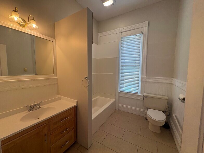 More Photos Of 883 Mulberry St, Macon Apartments For Sale