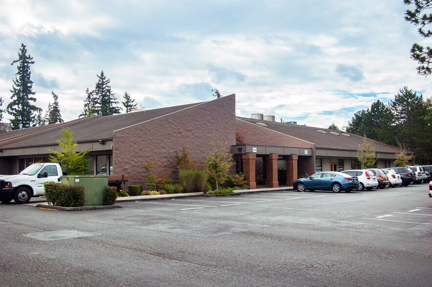 More Photos Of 1800-1808 136th Pl NE, Bellevue Office For Lease