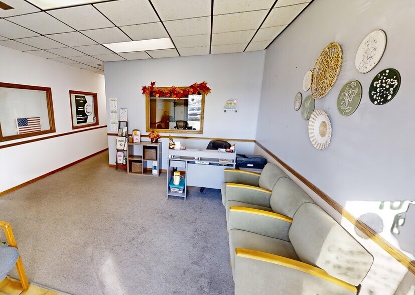 More Photos Of 103-105 103-105 E 27th St, Hays Office For Sale