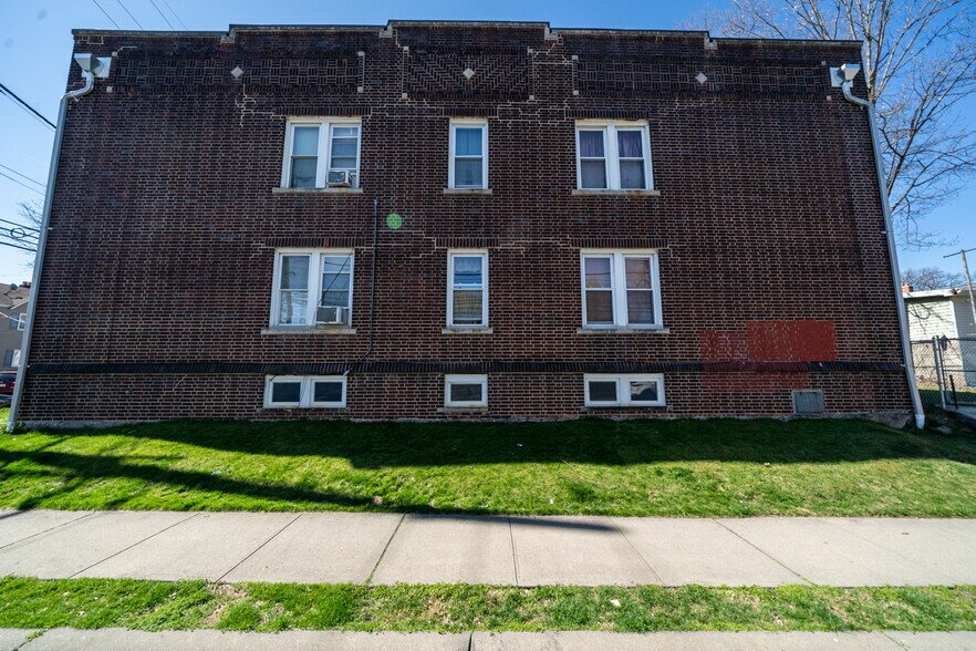 More Photos Of 48 8th Ave, Passaic Apartments For Sale