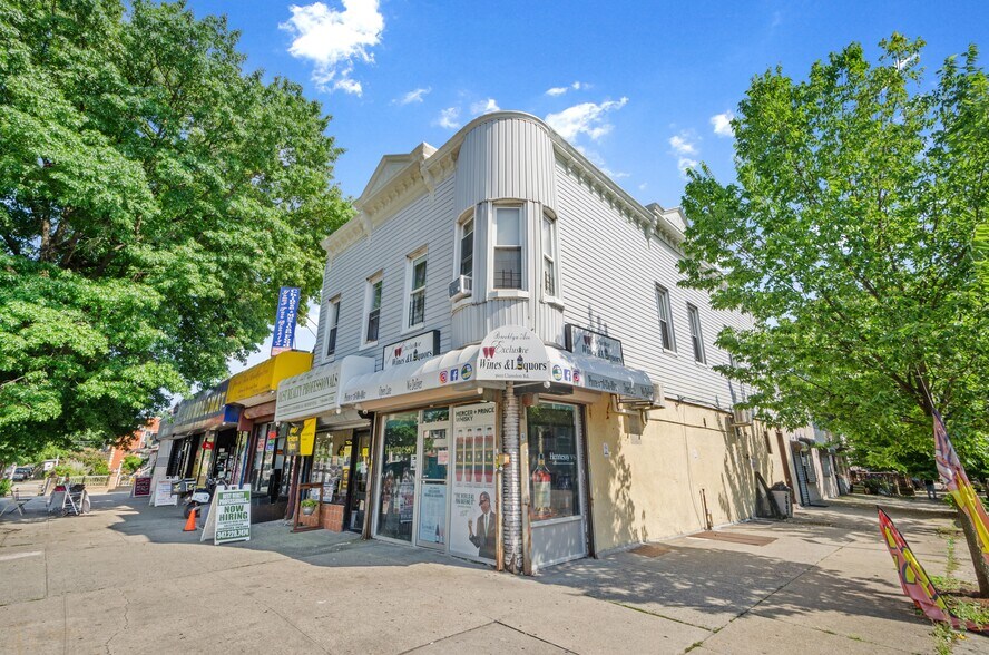 More Photos Of 3602-3604 Clarendon Rd, Brooklyn Storefront Retail Residential For Lease