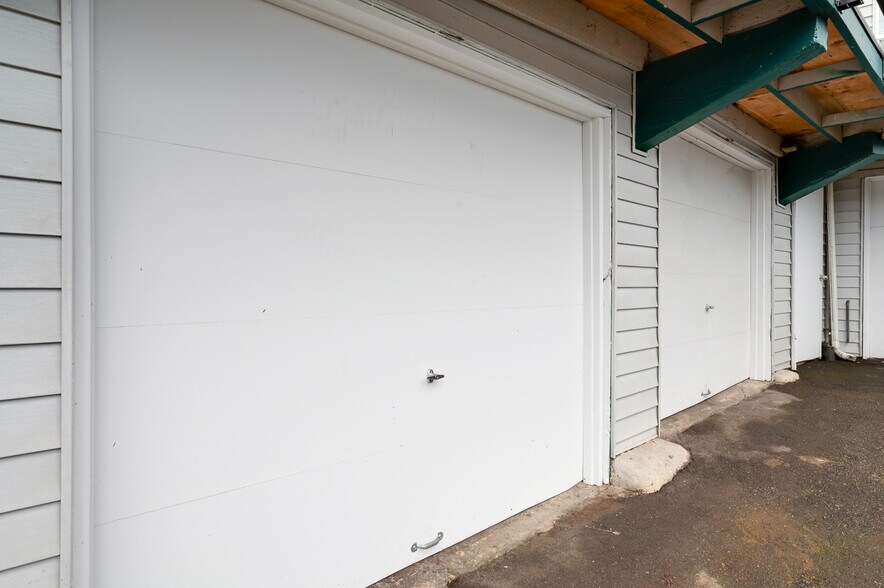 More Photos Of 12437 Tukwila International Blvd, Tukwila Apartments For Sale