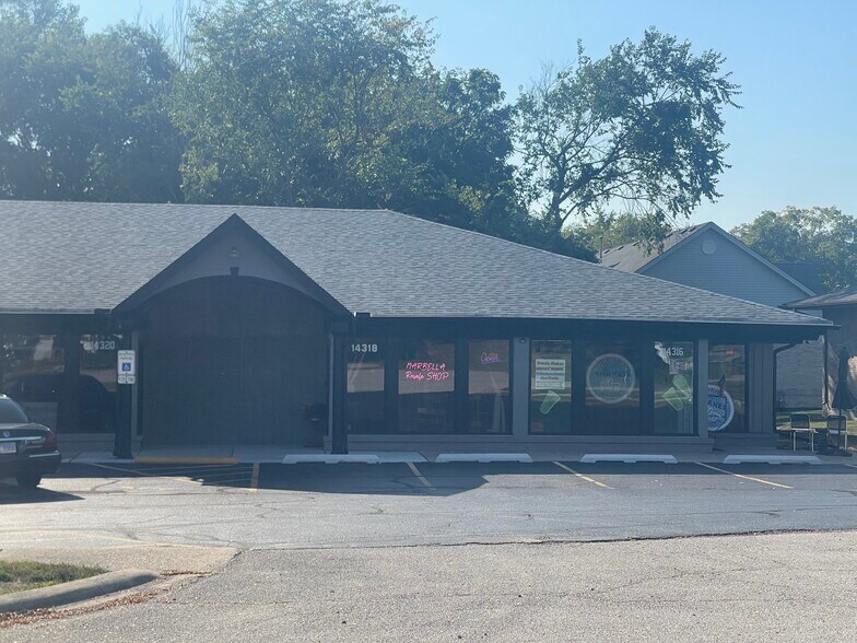 More Photos Of 14320-14328 S Golden Oak Dr, Homer Glen Storefront Retail Office For Lease
