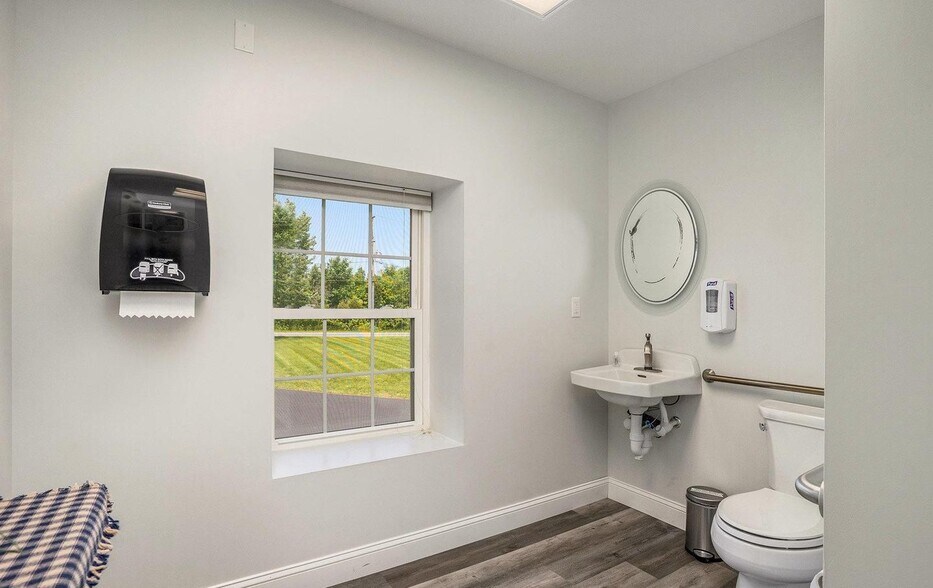 More Photos Of 3238 W Germantown Pike, Eagleville Medical For Lease