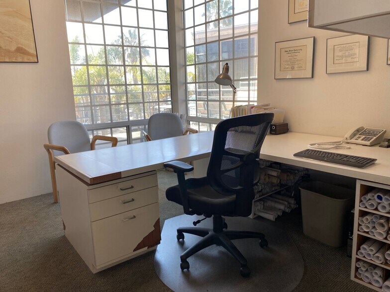 More Photos Of 2187 Newcastle Ave, Cardiff Loft Creative Space For Lease