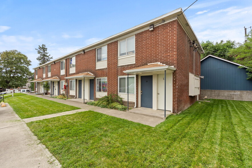 Primary Photo Of 220 S Elm St, Spokane Apartments For Sale