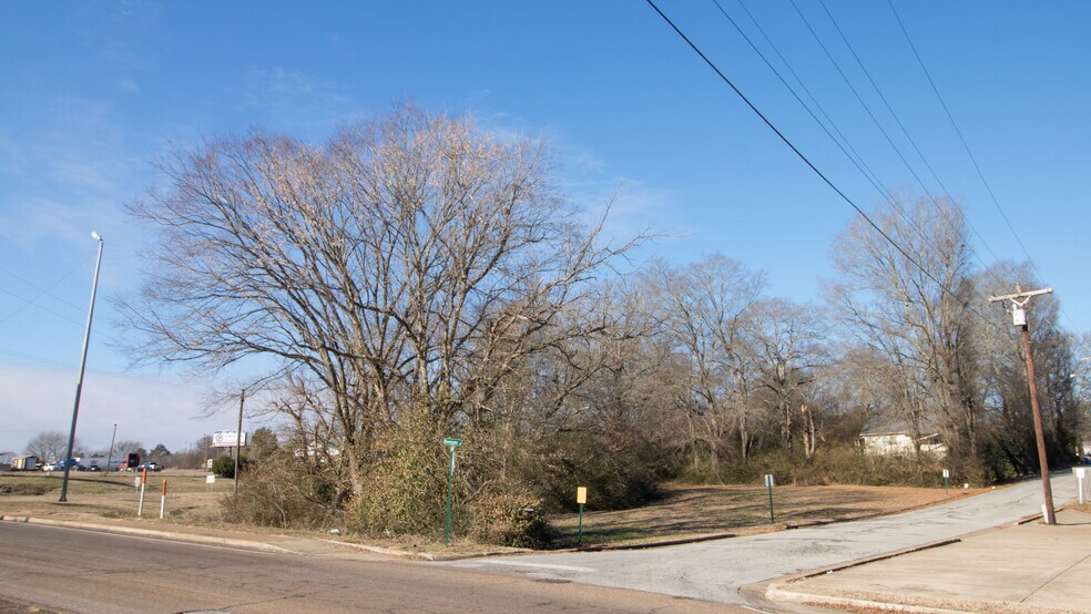More Photos Of 00 Newsome, Henderson Land For Sale
