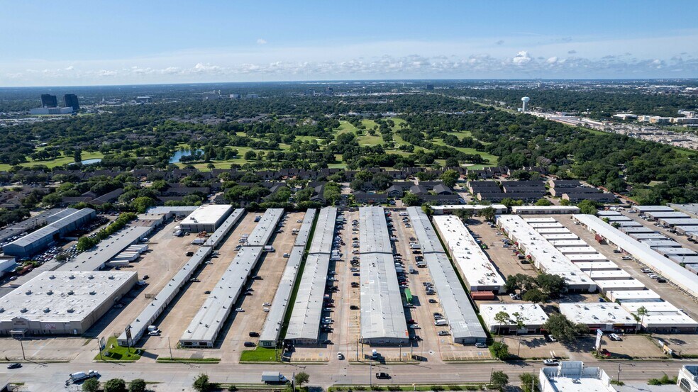 More Photos Of 9805 Harwin Dr, Houston Warehouse For Lease