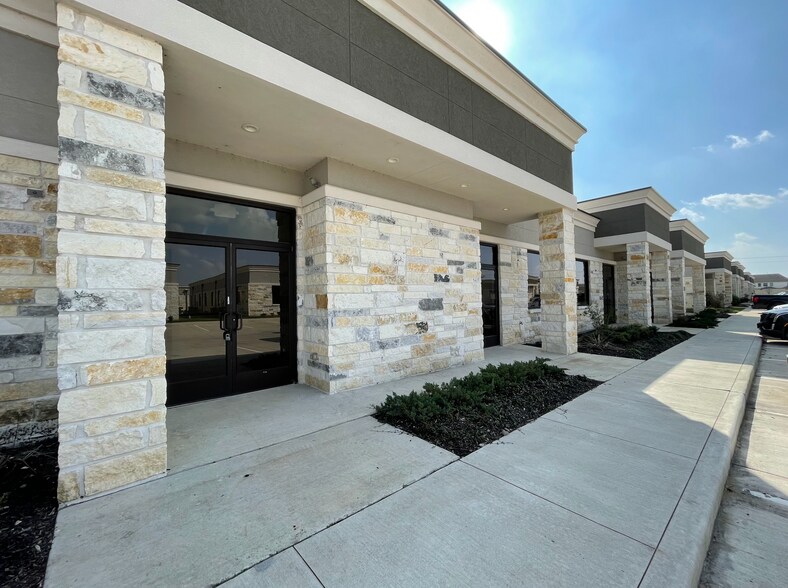 More Photos Of 3129 Kingsley Dr, Pearland Medical For Lease