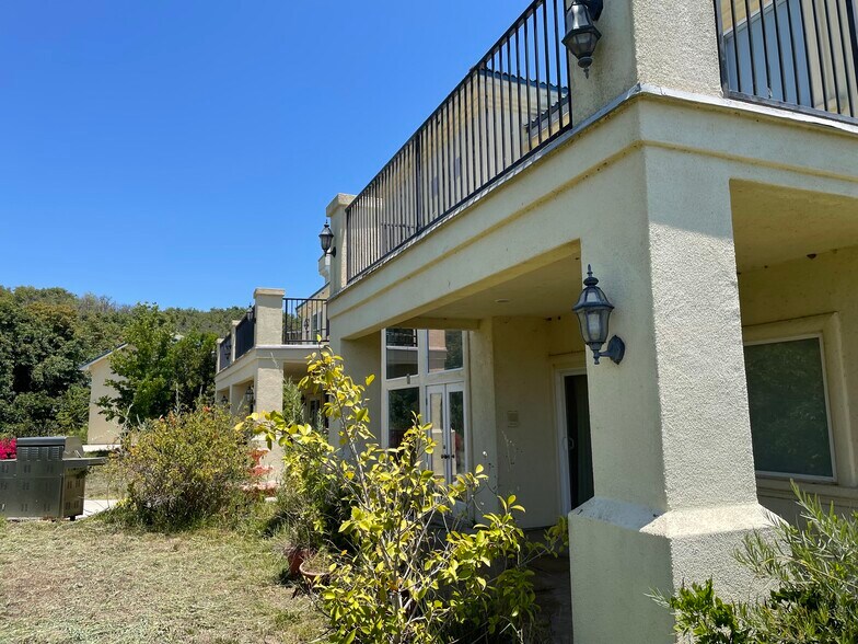 More Photos Of 44952 Vista del Mar, Temecula Winery Vineyard For Sale