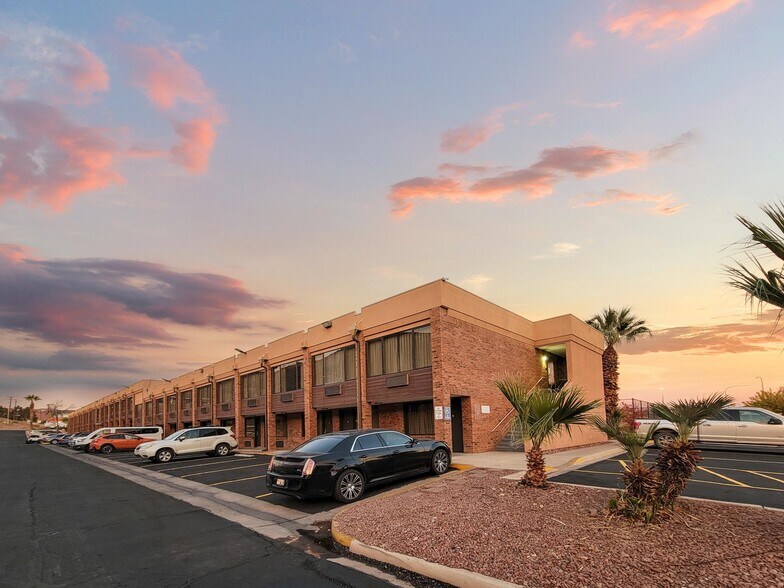 More Photos Of 850 S Bluff St, St George Hotel For Sale