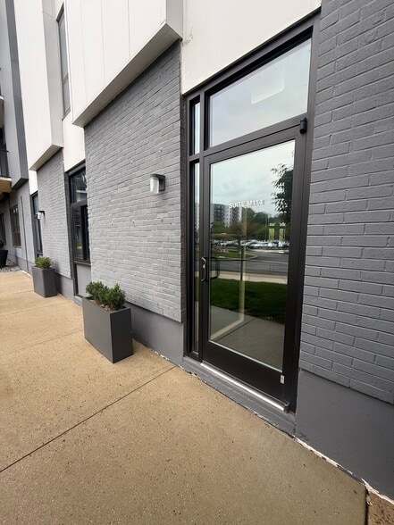 More Photos Of 1001-1003 Easton Rd, Willow Grove Apartments For Lease