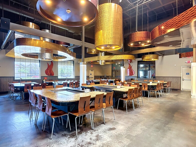 More Photos Of 220 N Williamson Blvd, Ormond Beach Restaurant For Sale