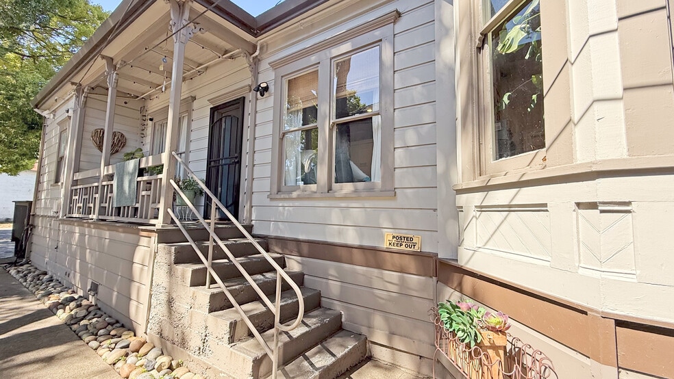 More Photos Of 614 College Ave, Santa Rosa Office For Sale