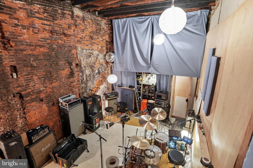 More Photos Of 2124-2132 E Arizona St, Philadelphia Warehouse For Sale