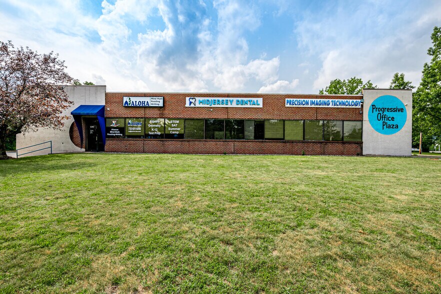 More Photos Of 107 Cedar Grove Ln, Somerset Medical For Lease