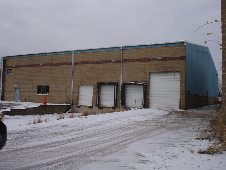 Primary Photo Of 3211 George St, La Crosse Industrial For Lease