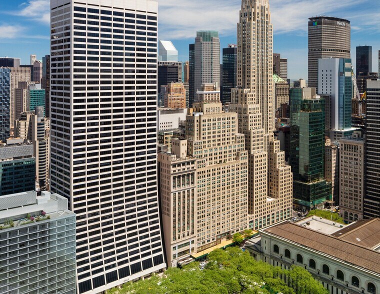 More Photos Of 1114 Avenue of the Americas, New York Office For Lease