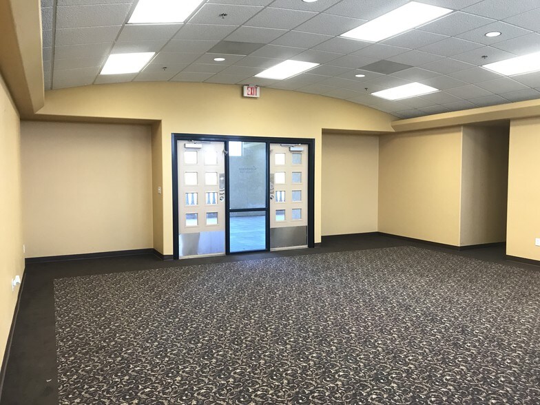 More Photos Of 1310 W St Marys Rd, Tucson Medical For Lease