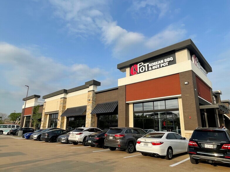 More Photos Of 1255 W Interstate 20, Arlington Restaurant For Lease