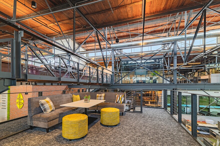 More Photos Of 4565 McRee Ave, Saint Louis Office For Lease