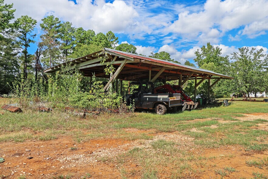 More Photos Of , Grapeland Unknown For Sale