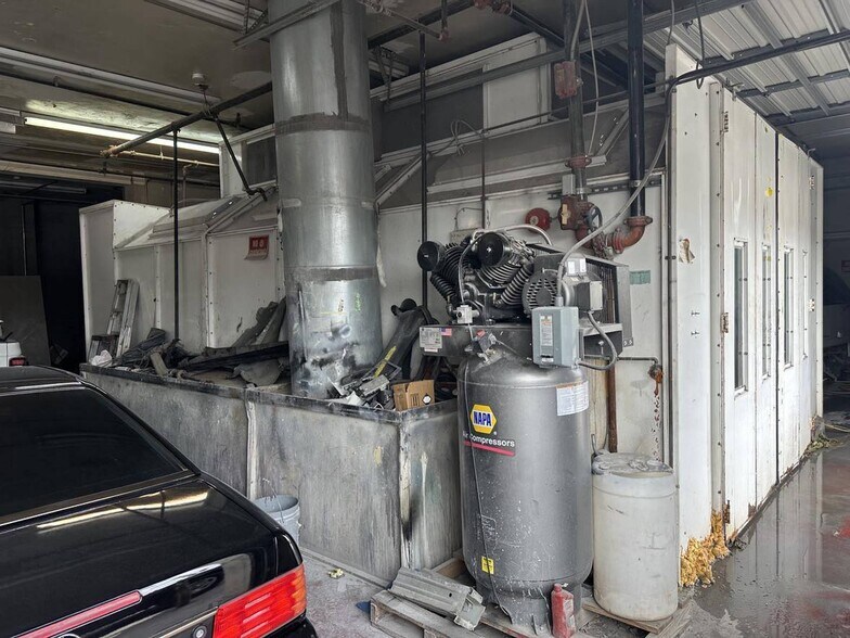 More Photos Of 1543 E Van Buren St, Phoenix Auto Repair For Sale