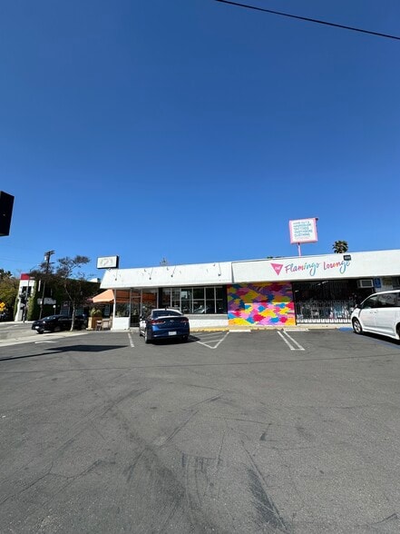 More Photos Of 5933-5939 York Blvd, Los Angeles Unknown For Lease